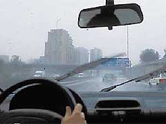 Conduciendo bajo la lluvia