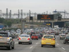 Dispositivo especial para el Puente de la Constitución