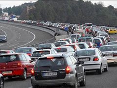 Mueren 40 personas en el Puente de la Constitución