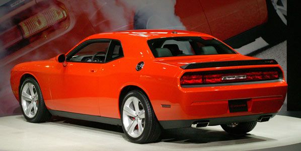 Dodge Challenger SRT8