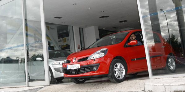 Pagar un coche nos cuesta siete años