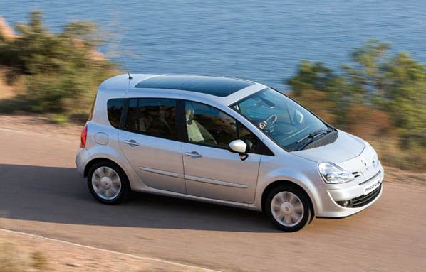 Renault no fabricará coches de bajo coste en España