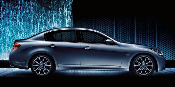 Infiniti G37