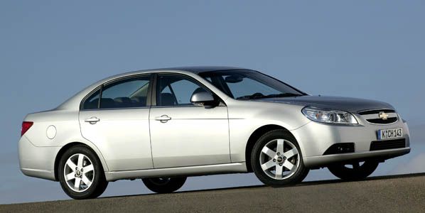 Chevrolet Épica, la gama se amplía
