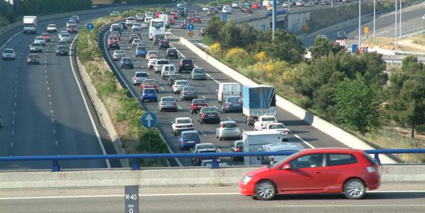 Caen un 5,8 por ciento los precios de los coches