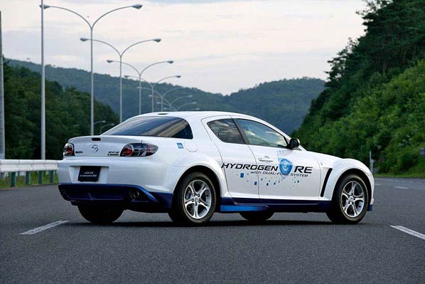 Mazda apuesta por la eficiencia Mazda apuesta por la eficiencia