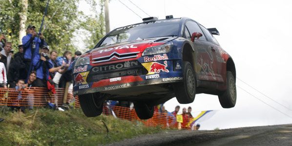 WRC Finlandia: Citroën 1º y 4ª WRC Finlandia: Citroën 1º y 4ª