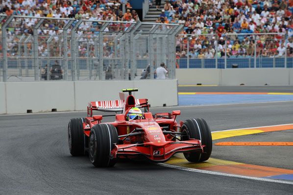 Massa al frente Massa al frente