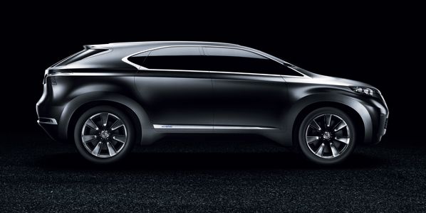 LF-Xh: un concepto; IS 250 C: una realidad