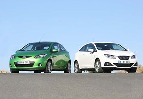Mazda 2 1.3i 3p frente a Seat Ibiza 1.6i SC