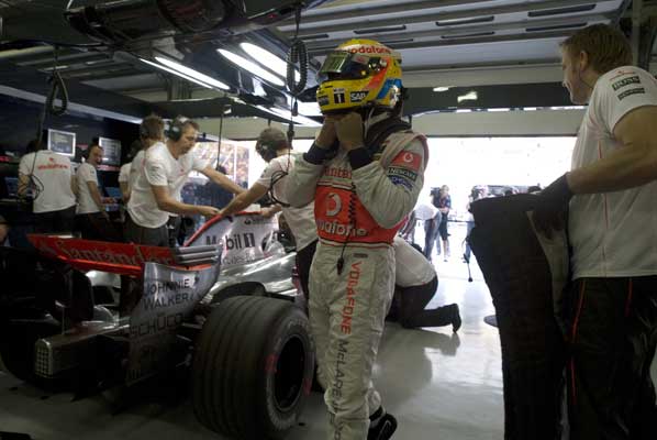 Hamilton domina los entrenamientos