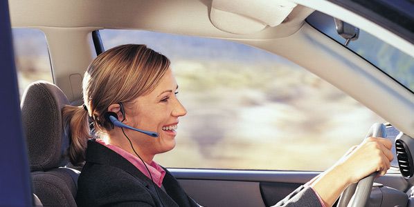 Las diez distracciones al volante que te pueden matar