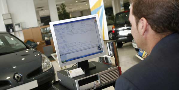 El sector de las ventas, con 16.000 empleos menos El sector de las ventas, con 16.000 empleos menos