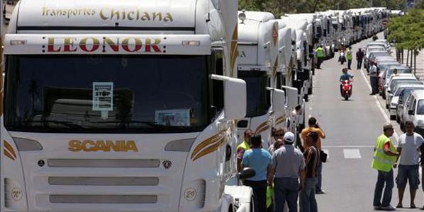 Amenaza de huelga de los transportistas Amenaza de huelga de los transportistas