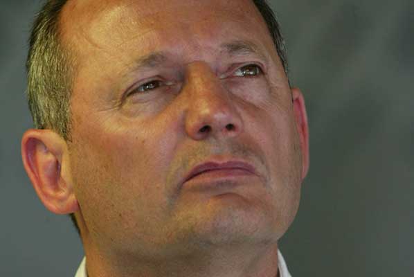 Ron Dennis deja McLaren Ron Dennis deja McLaren