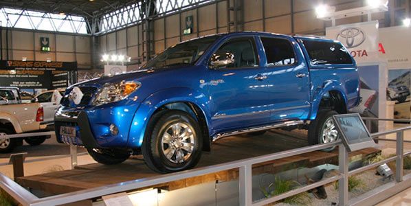 Toyota también recorta su producción Toyota también recorta su producción