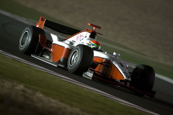 La GP2 bajo los focos La GP2 bajo los focos