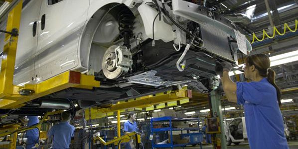 Nissan producirá un nuevo coche en 2012