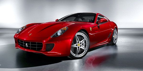 Ferrari: versiones 599 GTB Fiorano HGTE y 599XX