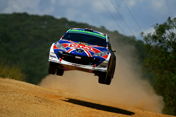 Meeke (Peugeot), bailó la samba