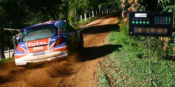 Meeke gana la primera etapa