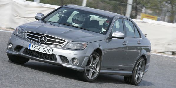 Mercedes C63 AMG