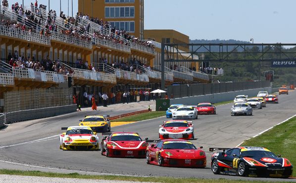 Ferrari arrasa en GT Ferrari arrasa en GT
