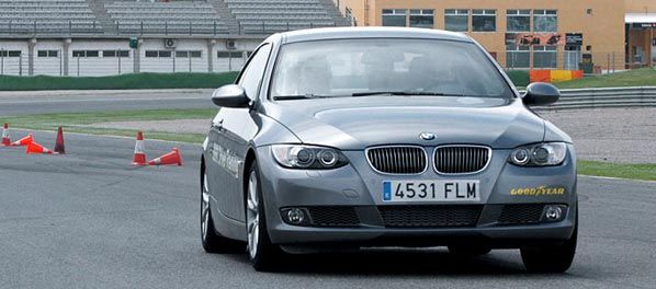 Prueba un BMW en circuito: toda una experiencia