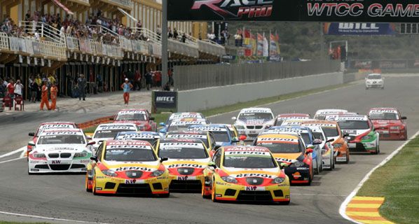 WTCC: Seat y BMW se reparten las victorias