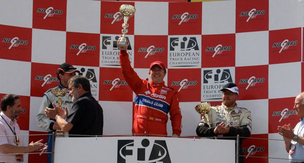 Antonio Albacete no se baja del podio en Nogaro Antonio Albacete no se baja del podio en Nogaro