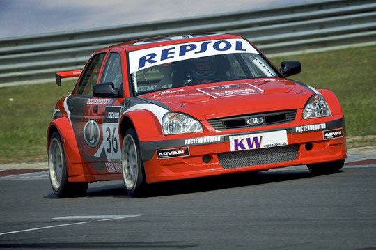 Llega el Lada Priora y vuelve Thompson