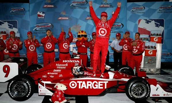 Scott Dixon gana en Richmond Scott Dixon gana en Richmond