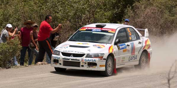 Pons y Solá vencen el Rallye de las Naciones. Pons y Solá vencen el Rallye de las Naciones.
