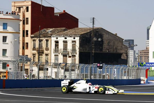 F1: Barrichello reinó en Valencia