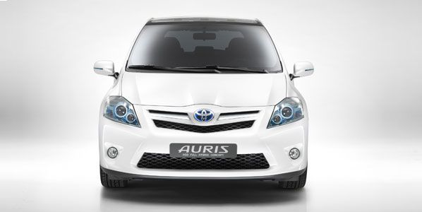 Toyota Auris Hybrid Concept