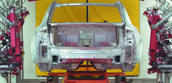 El Gobierno muestra su compromiso con Opel