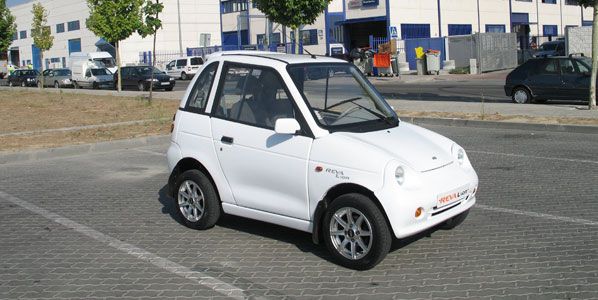 Reva L-ion, a bordo de un coche eléctrico