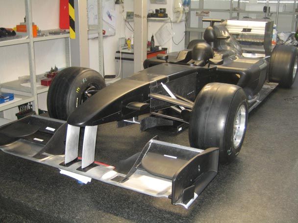 Lotus F1 muestra su coche