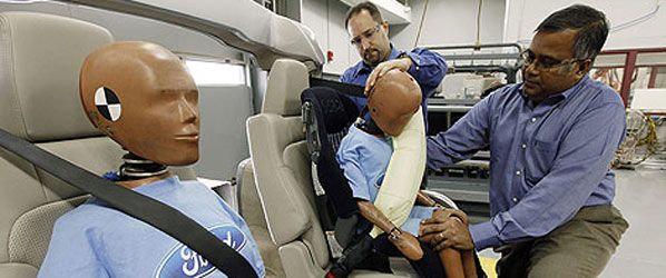 Llega el cinturón airbag de Ford