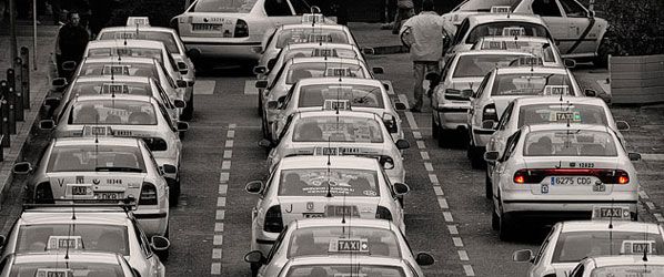 Más de 30.000 taxistas se manifiestan en Madrid Más de 30.000 taxistas se manifiestan en Madrid