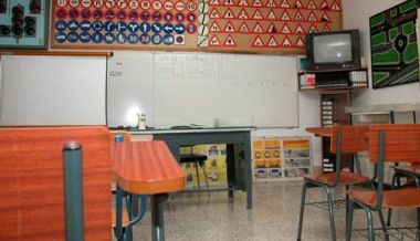 ¿Necesitas reciclaje en la autoescuela?  
