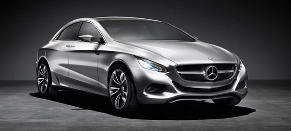 Mercedes F 800 Style, anticipo del CLS