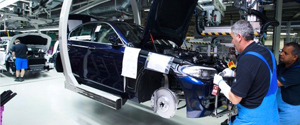 Nissan y GM lideran la producción en España  