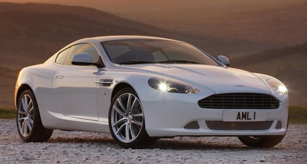 Llega el restyling del Aston Martin DB9