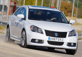 Suzuki Kizashi 2.4 CVT 4WD 