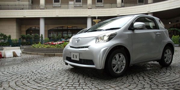 Toyota iQ EV eléctrico
