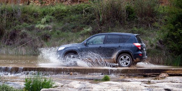 Toyota RAV4 y Toyota Hilux