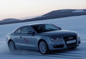 Audi e-tron quattro 