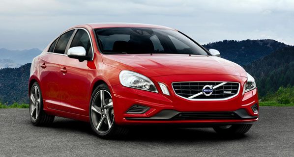 Volvo S60 y XC60 R-Design, ahora más potentes