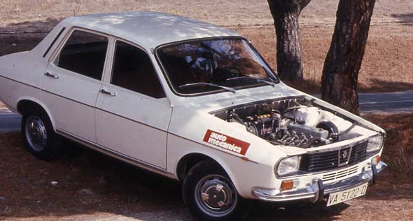 Renault R12 y Seat 124, enfrentados Renault R12 y Seat 124, enfrentados